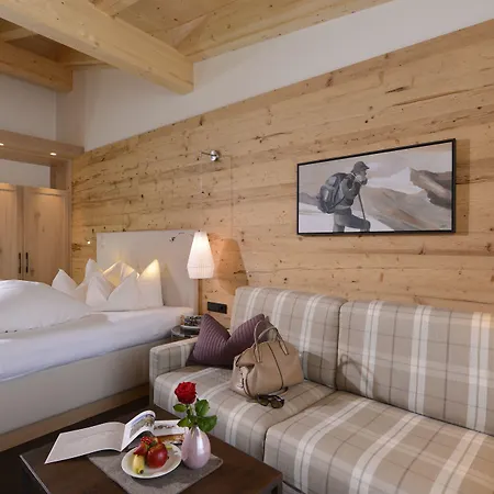 Weisses Lamm Hotell 4*