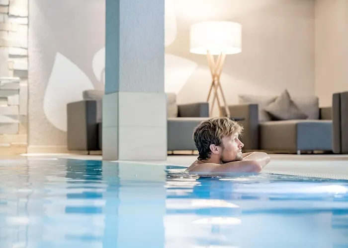 Hotel Weisses Lamm 4*