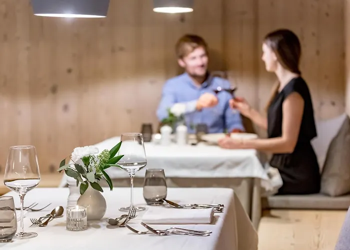 מלון Weisses Lamm