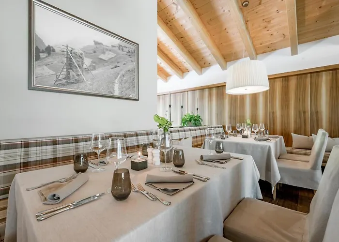 Hotel Weisses Lamm 4*