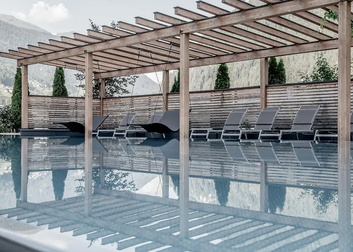 Weisses Lamm Hotel 4*