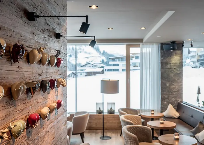 Hotel Weisses Lamm 4*